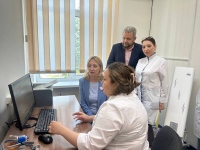 Главный врач больницы святителя Алексия ознакомился с организацией паллиативной помощи в Хабаровске и работой социального отдела Хабаровской епархии