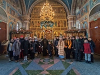 Гимназисты из Владивостокской епархии посетили хабаровские храмы