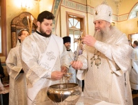 В Крещенский сочельник митрополит Артемий совершил Литургию и Великое освящение воды в Христорождественском соборе Хабаровска