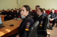 Студенты хабаровских вузов встретились с известным православным писателем