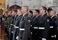 В главном соборе Хабаровска совершен молебен с участием военнослужащих внутренних войск МВД России