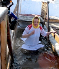 В Беловодье определили победителей в конкурсе на лучшую крещенскую рубаху