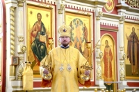 В Неделю 23-ю по Пятидесятнице митрополит Владимир совершил Божественную литургию