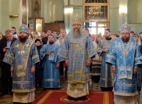 Митрополит Артемий возглавил Божественную литургию в соборе Покрова Божией Матери в Астрахани