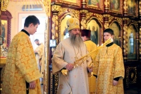 Митрополит Артемий возглавил Божественную литургию в Христорождественском соборе
