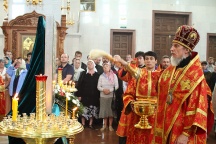 Освящение образа святителя Николая Японского в Спасо-Преображенском соборе архиепископом Хабаровским и Приамурским Игнатием. 29 мая 2011г.