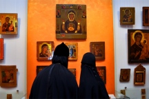 В Дальневосточном художественном музее открылась выставка «Свет иконы». 14 марта 2014 года.