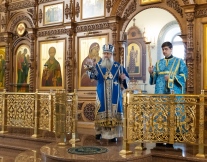 Служба в праздник Похвалы Пресвятой Богородицы в Спасо-Преображенском соборе 4 апреля 2025 г.